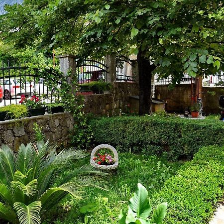 Apartments Martiva Kotor Luaran gambar